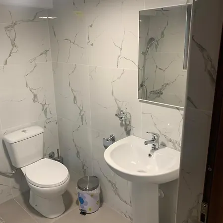 Pogradec Lake Apartments * Pogradec
