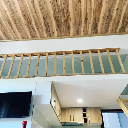 Pogradec Lake Apartments