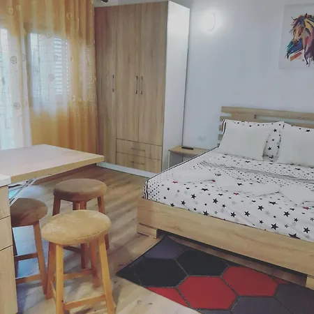 Pogradec Lake Apartments Apartman *