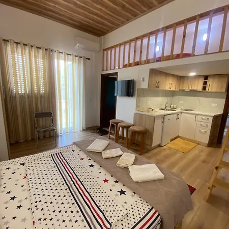 Pogradec Lake Apartments *