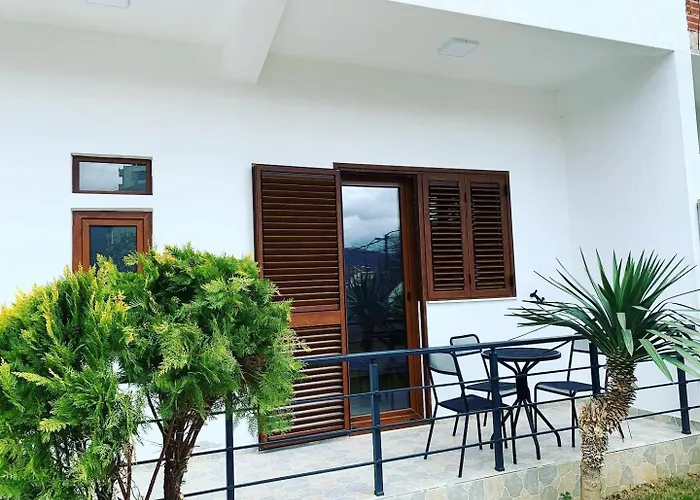 Pogradec Lake Apartments شقة